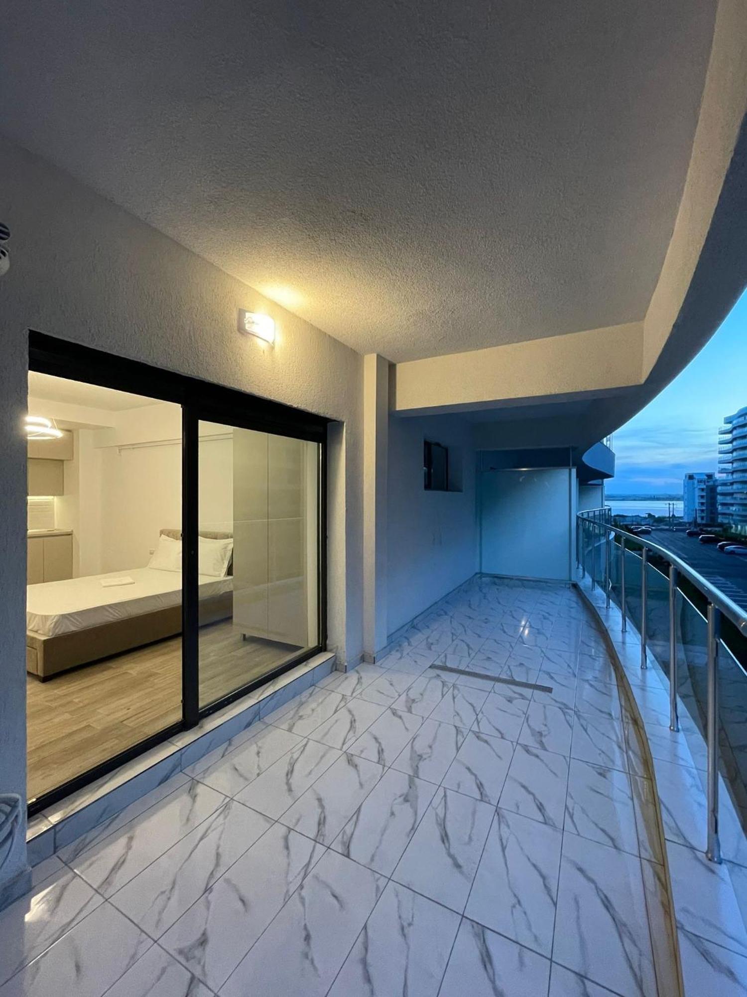 Del Mar Vista Apartment Мамая Екстериор снимка