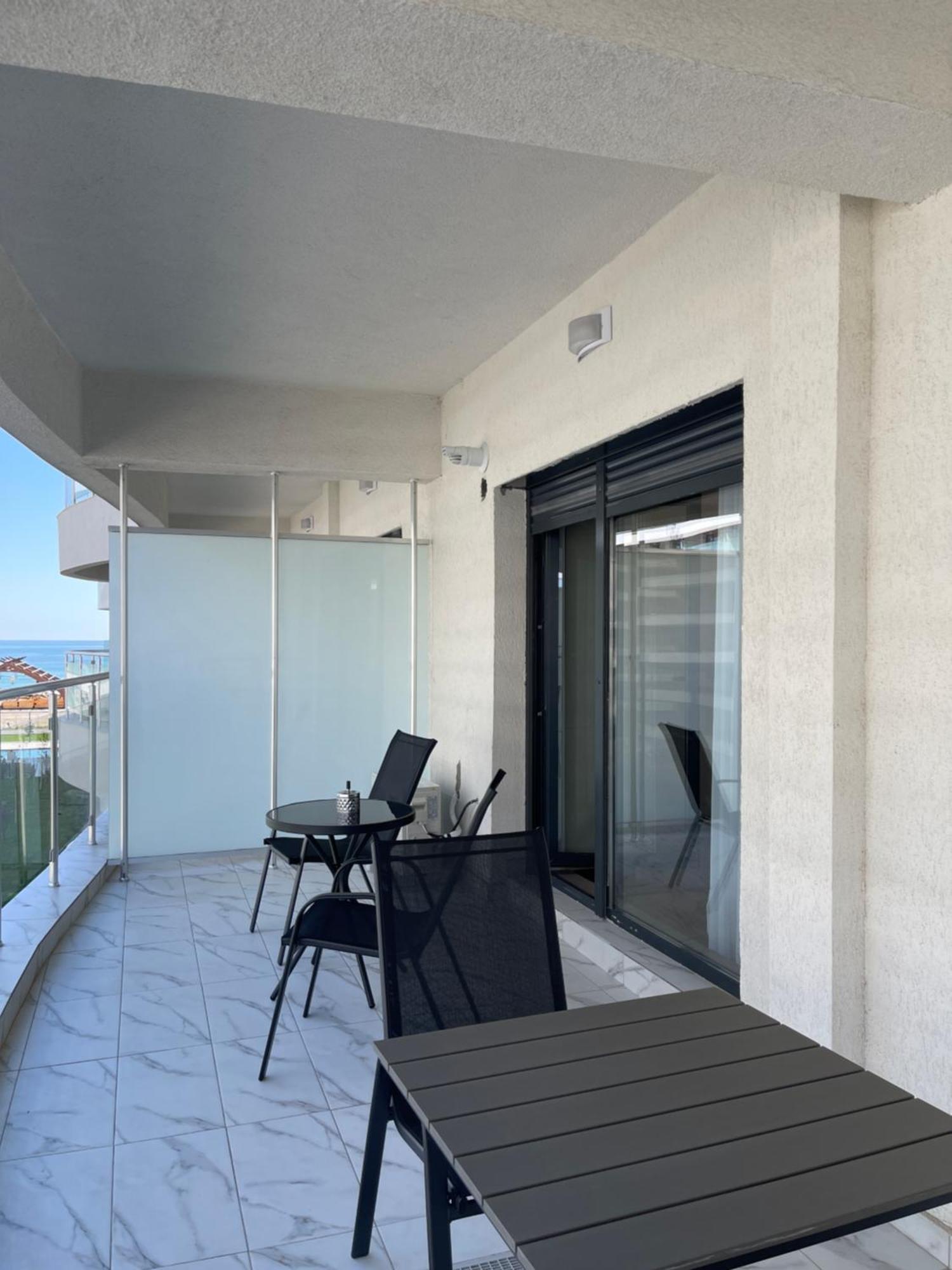 Del Mar Vista Apartment Мамая Екстериор снимка